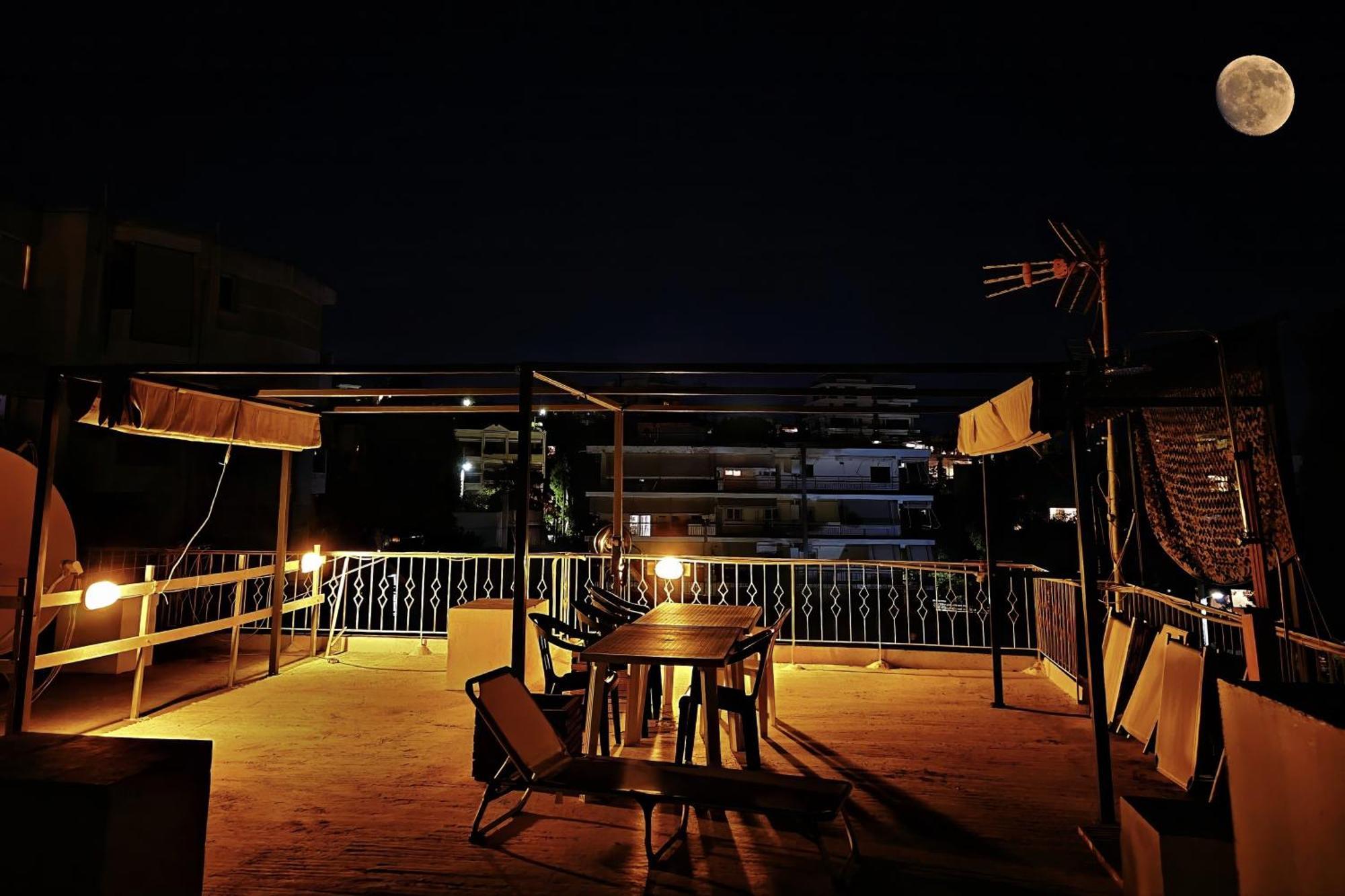 Zefyros Super Cool Apartments Next To Alimos Riviera Atenas Exterior foto